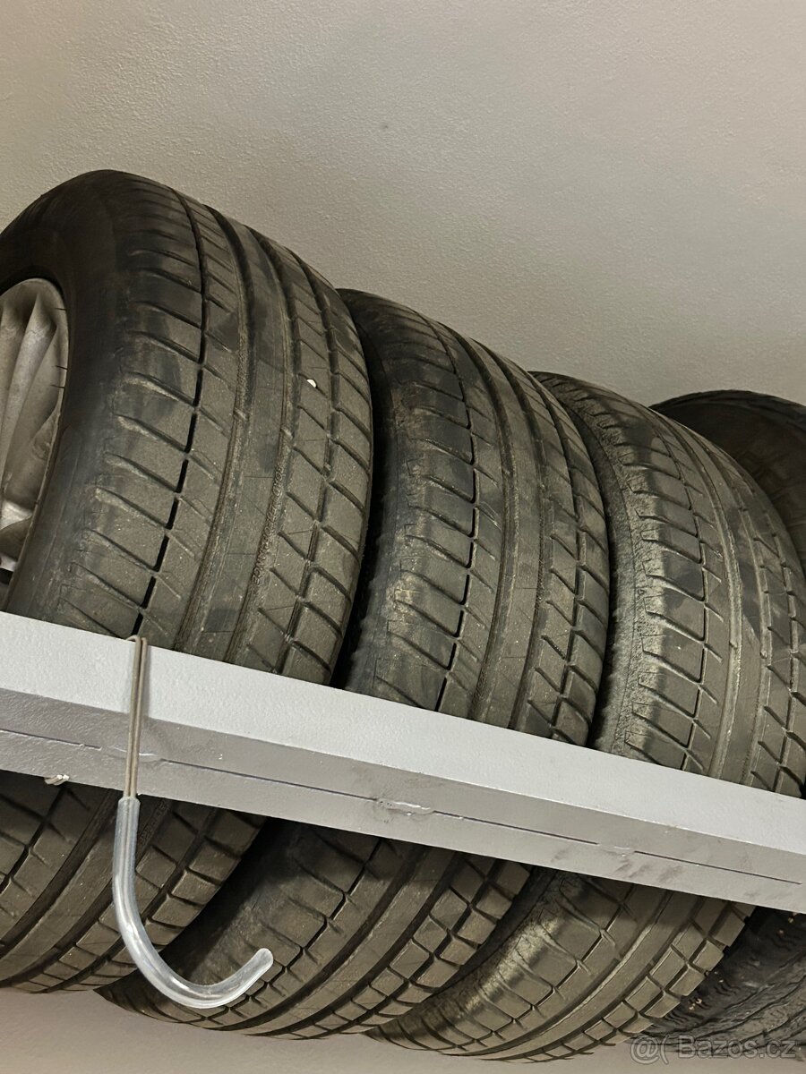 BMW kola R16 225/55 - 2