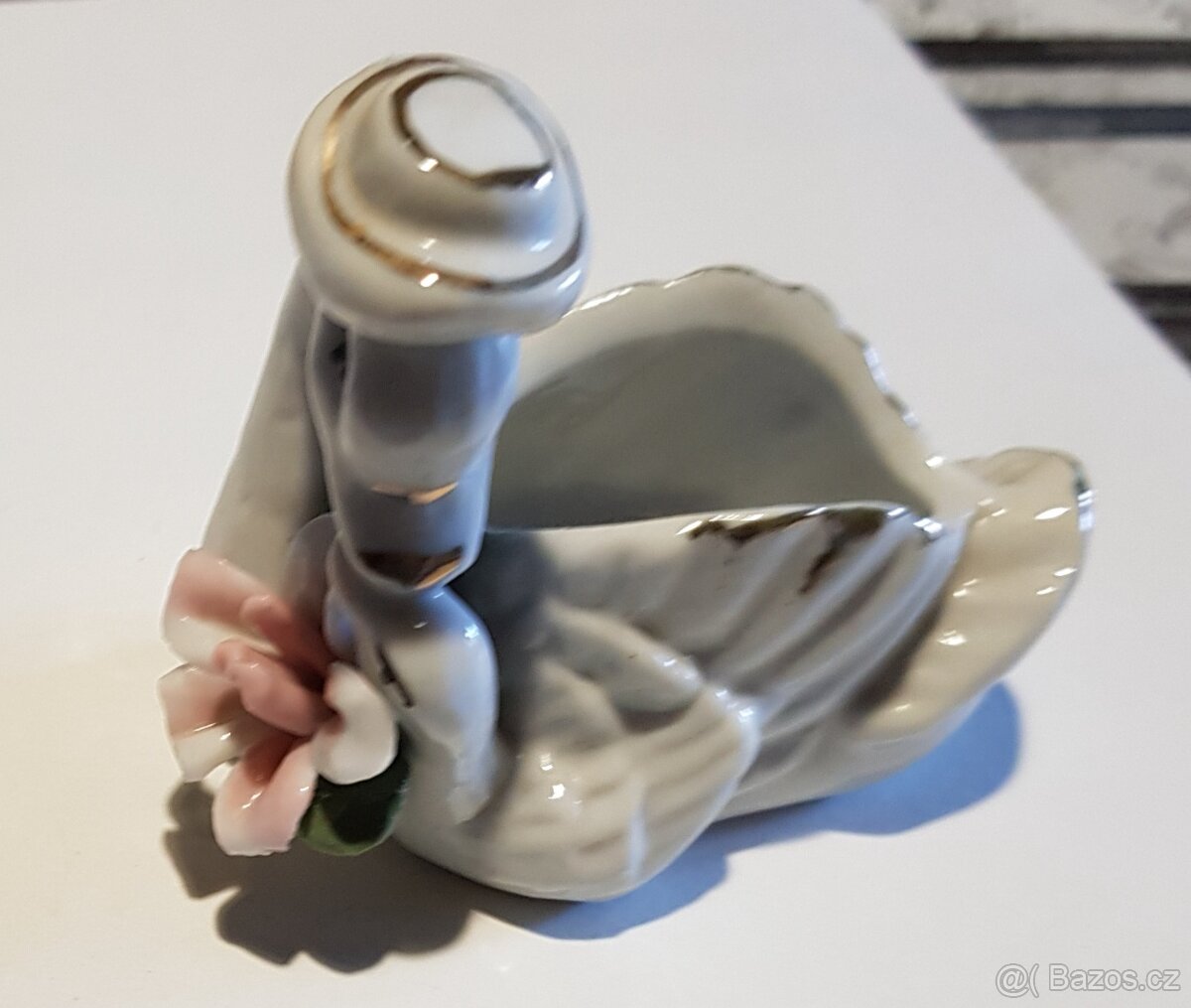 Porcelánové labutě, slon - 2