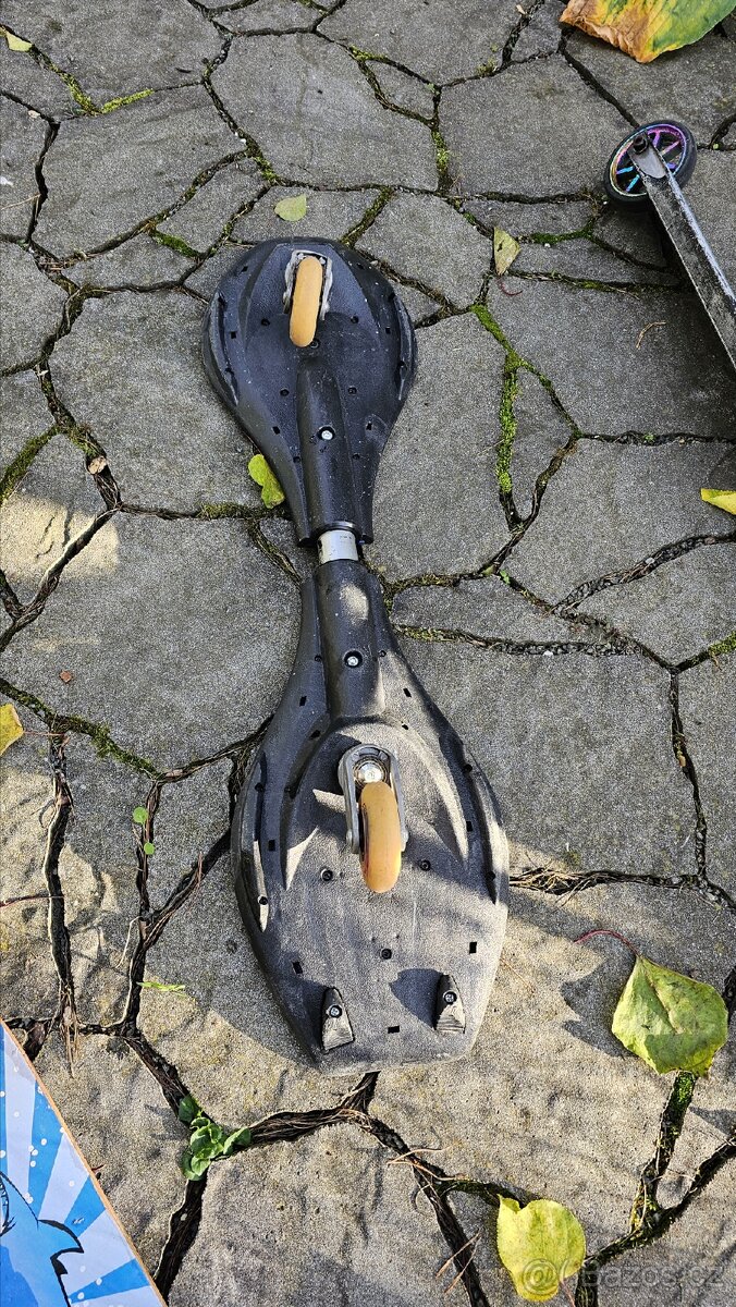 Waveboard (skateboard 2 kolečka) - 2