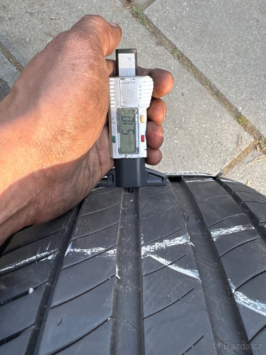 Dvě letní pneu Michelin 225/50/18 - 2