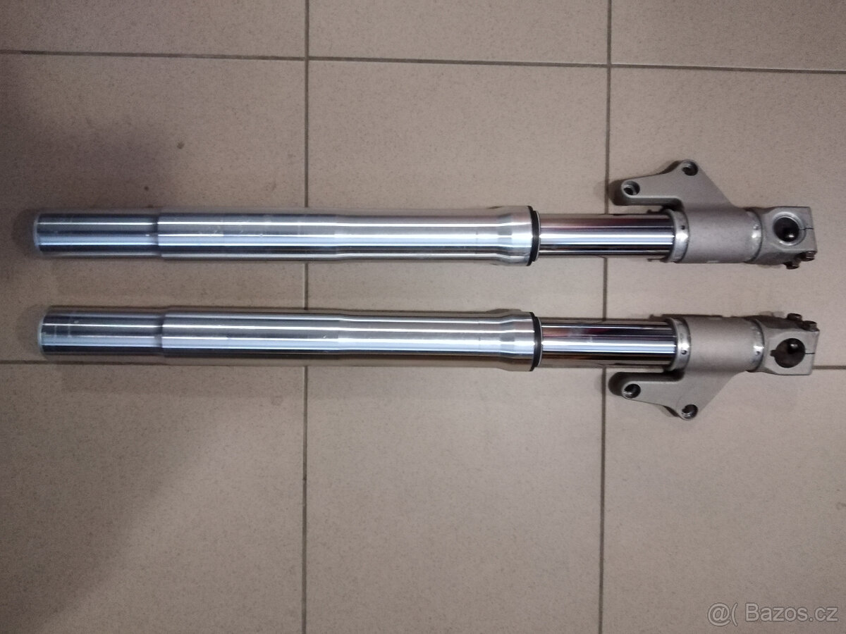 Vidlice předni L+P na Monstra 620 - 2