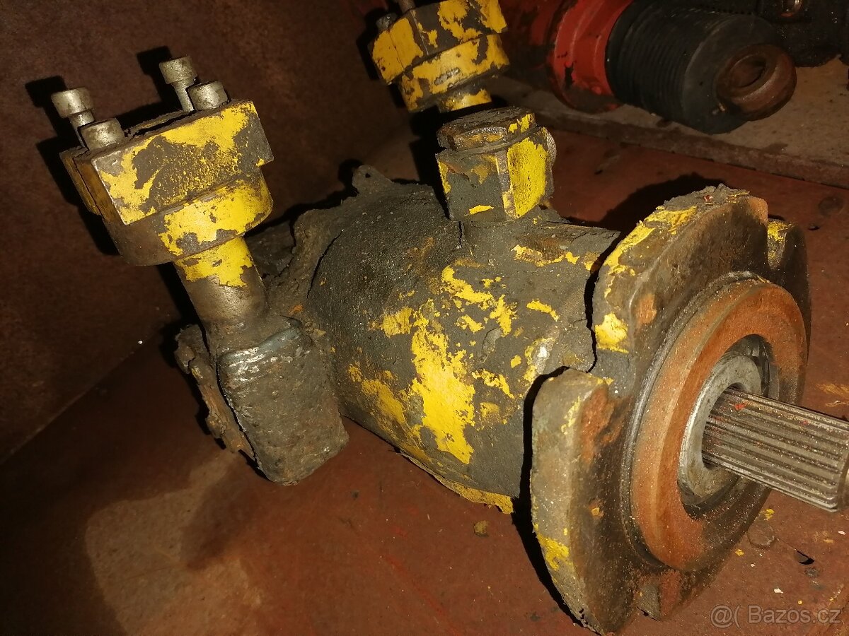 Náhradní díly na válec Stavostroj VV110,111,113,170: zadní - 2