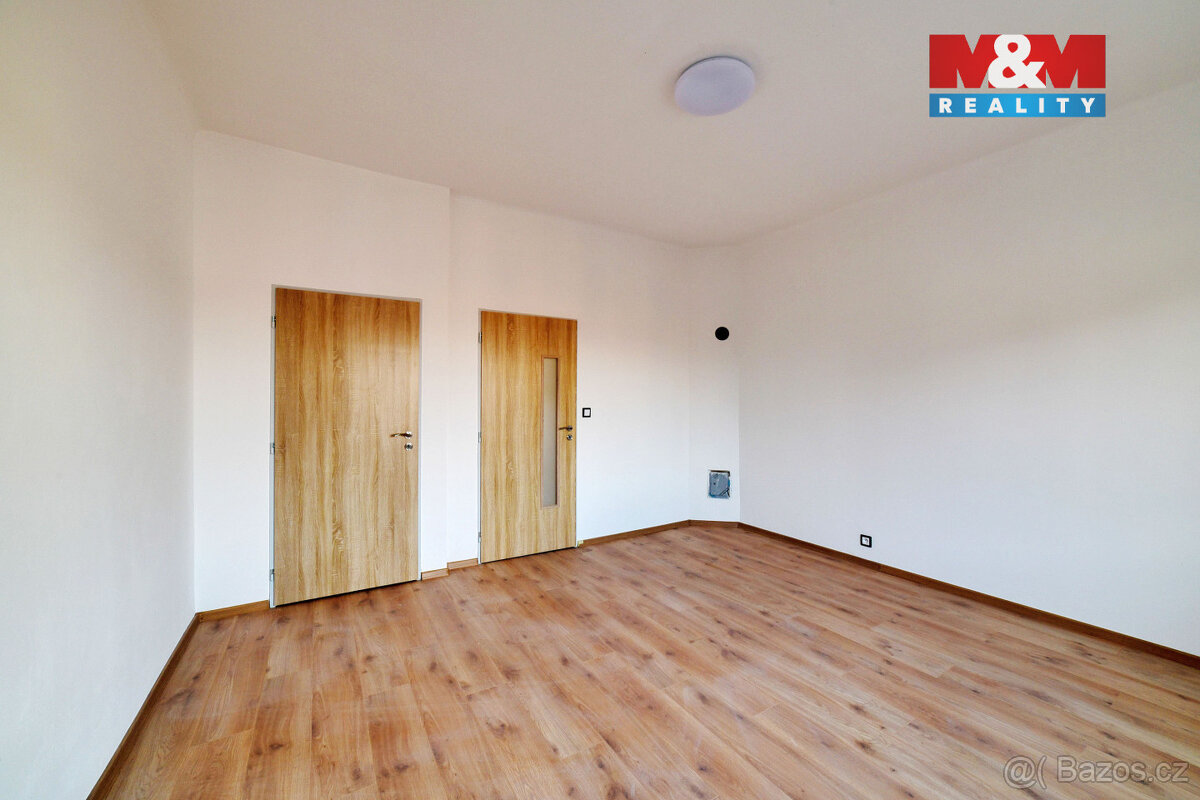 Pronájem bytu 1+1, 34 m², Horní Dvory, Cheb - 2