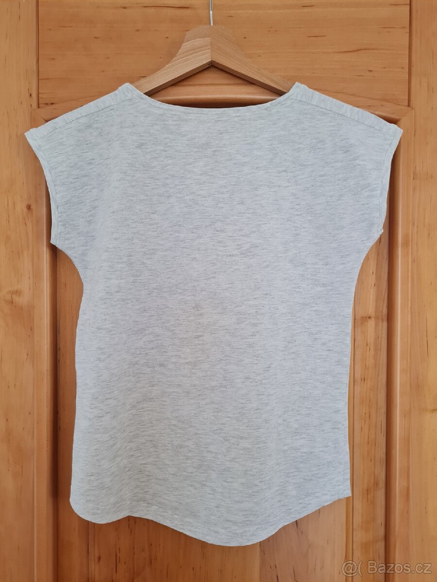 Dívčí triko zn. Reserved vel. 140 - 2