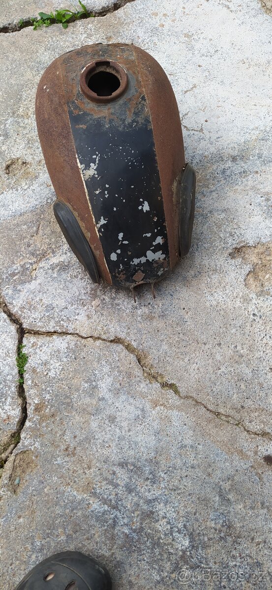 Prodam nadrz na CZ 125,150 - 2