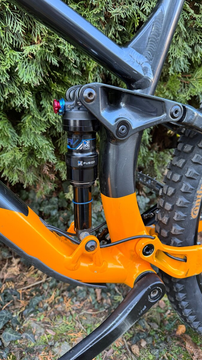 TREK FUEL EX 29“, BOOSt, DT SWISS, SRAM GX, SLX 4-píst - 2