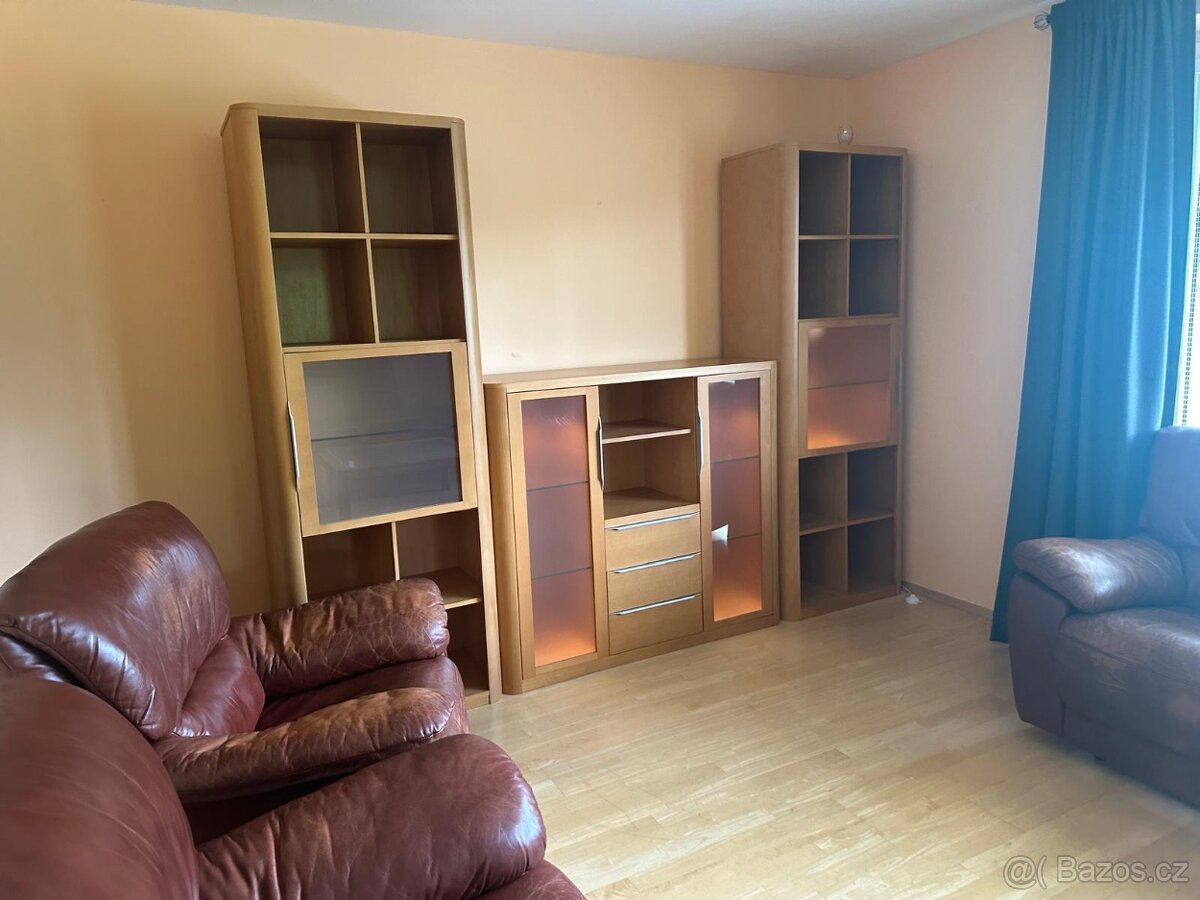 NÁBYTEK DO OBÝVACÍHO POKOJE - 2