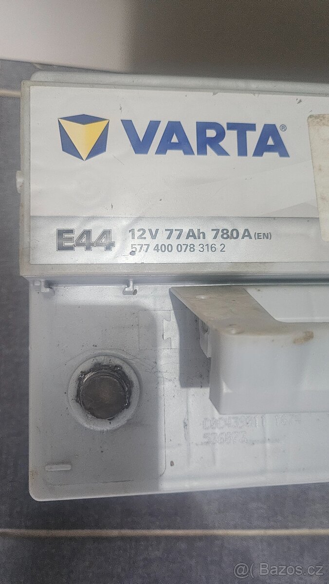 Autobaterie Varta 12V - 2