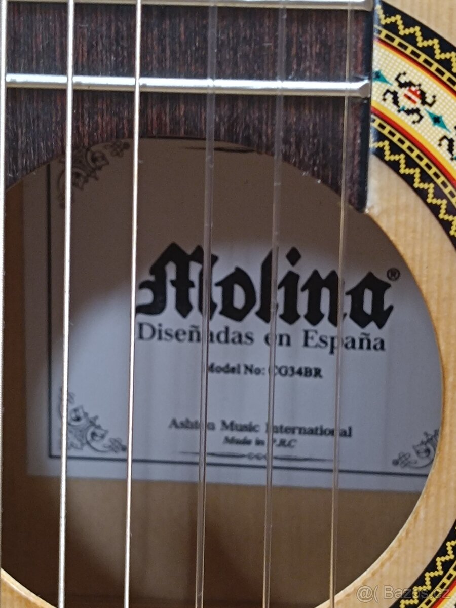 Prodám klasickou 3/4 kytaru-rok používanou-Kyjov - 2