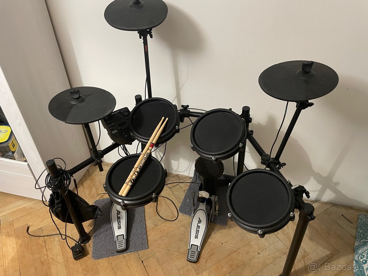 Alesis Nitro Mesh Kit - 2