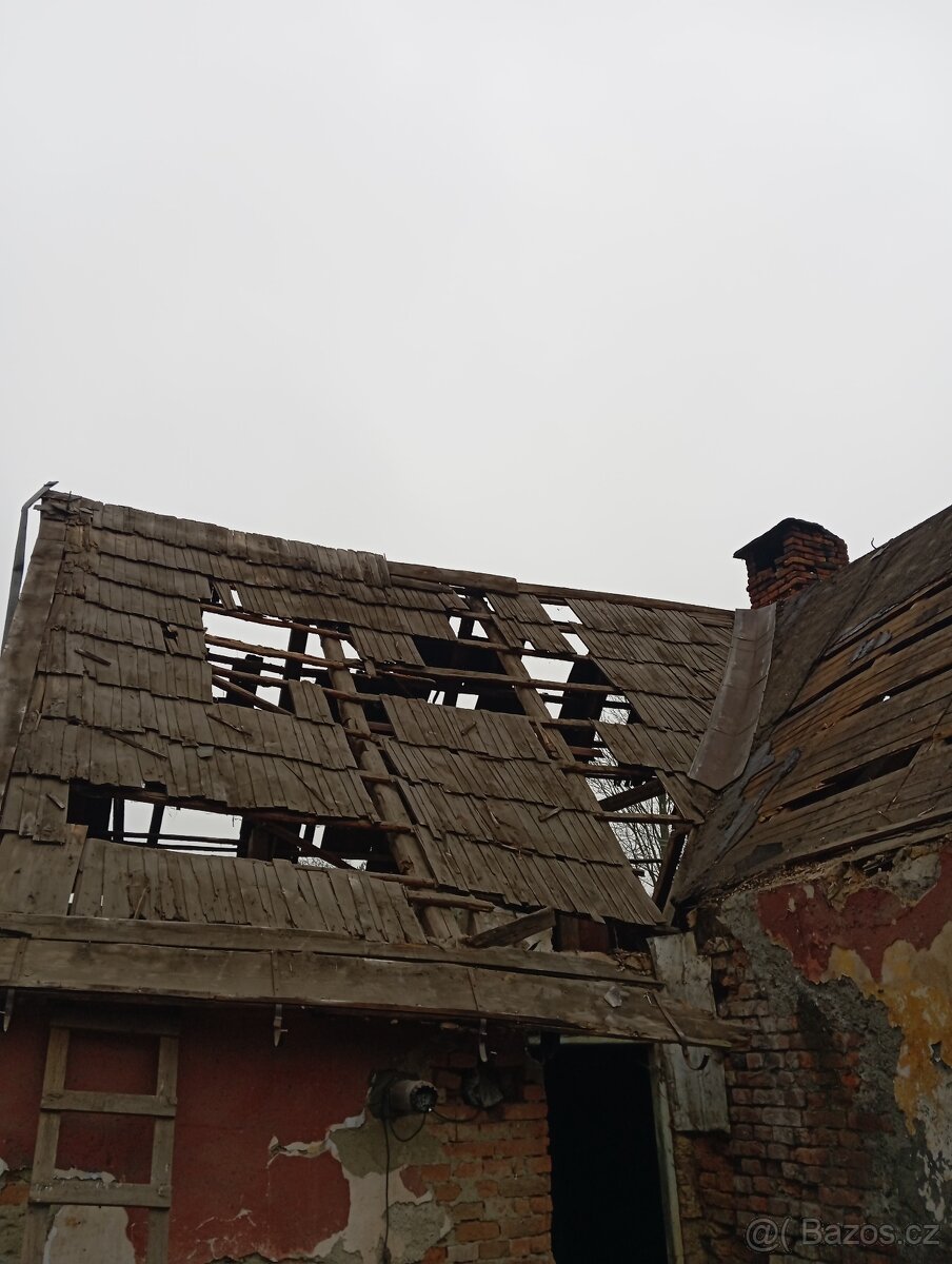 Tramy a demolice starých střech zdarma - 2