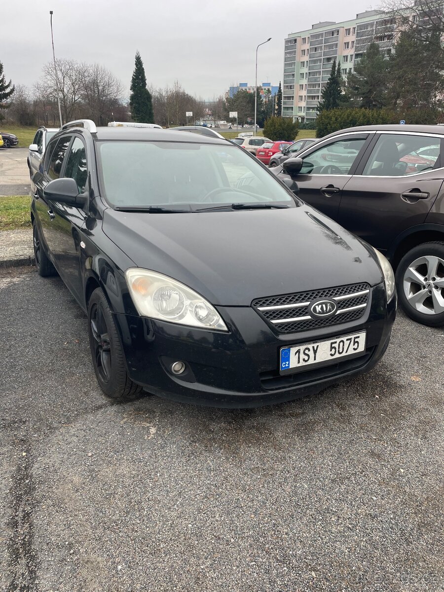 Kia Ceed - nepojízdná - 2