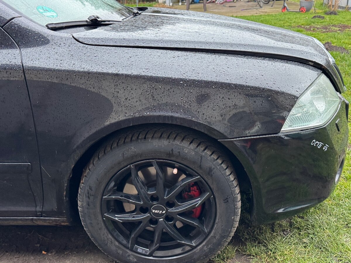 Přední nárazník Octavia 2 RS , Xenony - 2