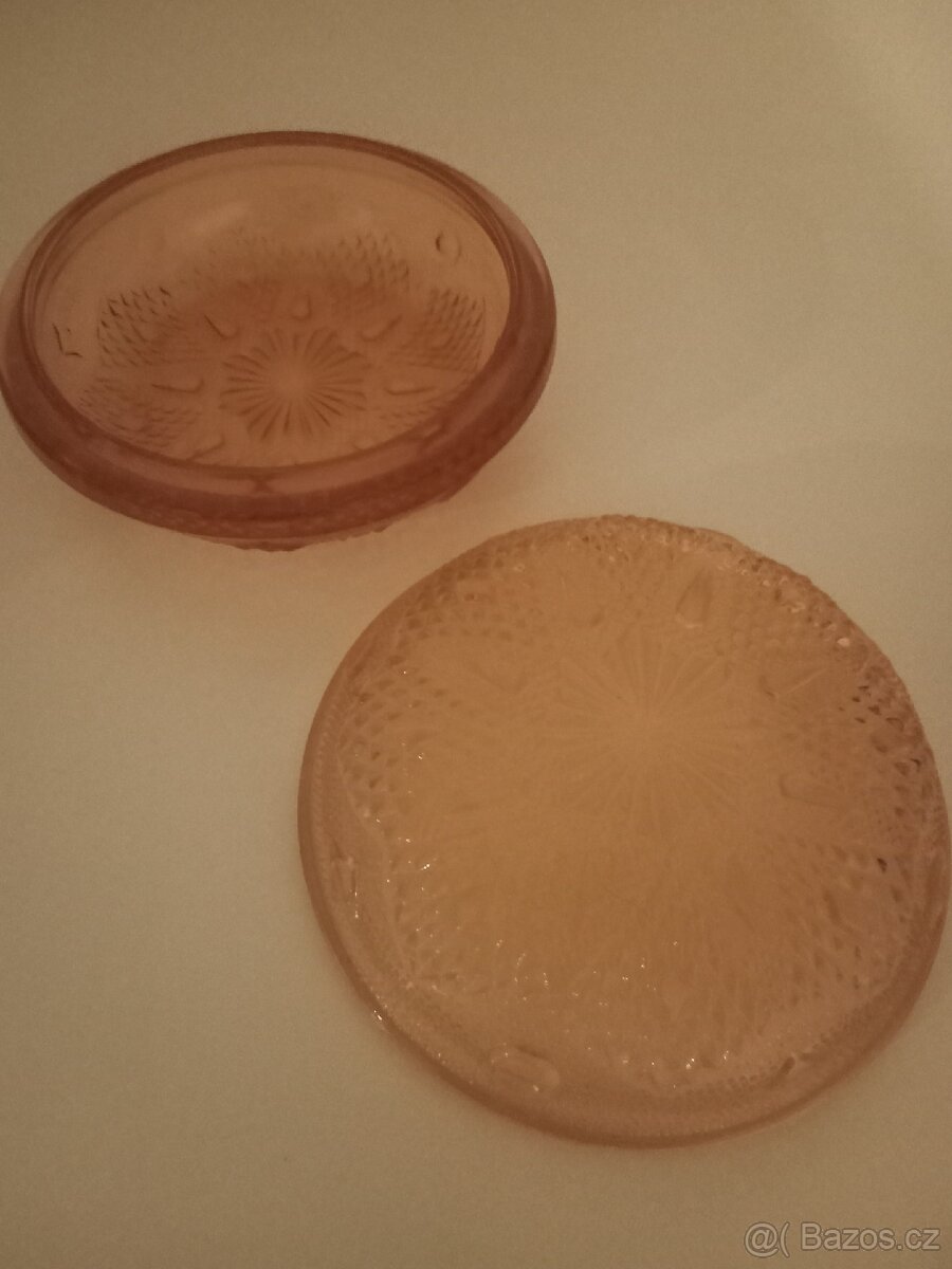 Skleněná dóza - 2