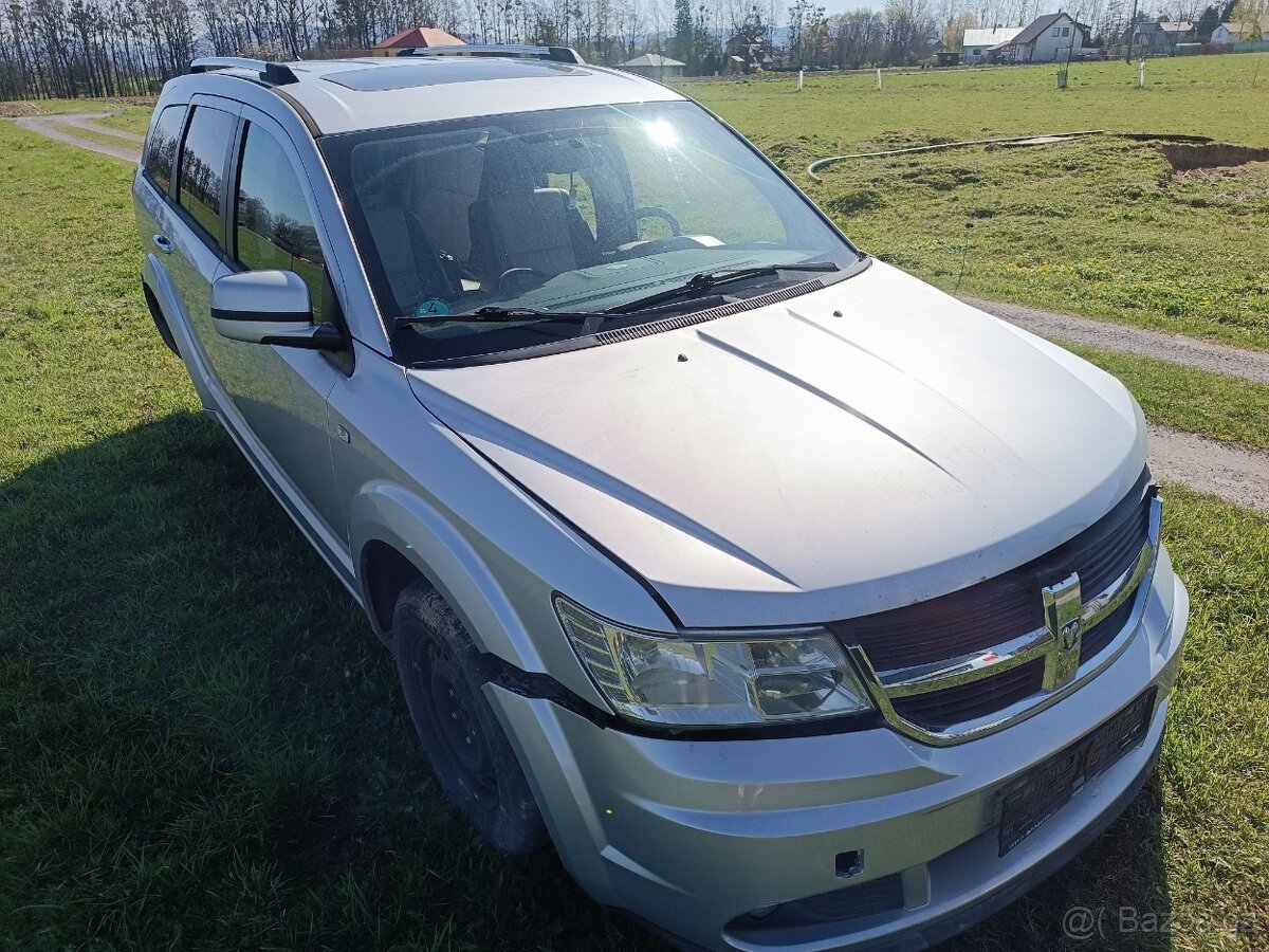 DODGE JOURNEY (FIAT FREEMONT) - 2