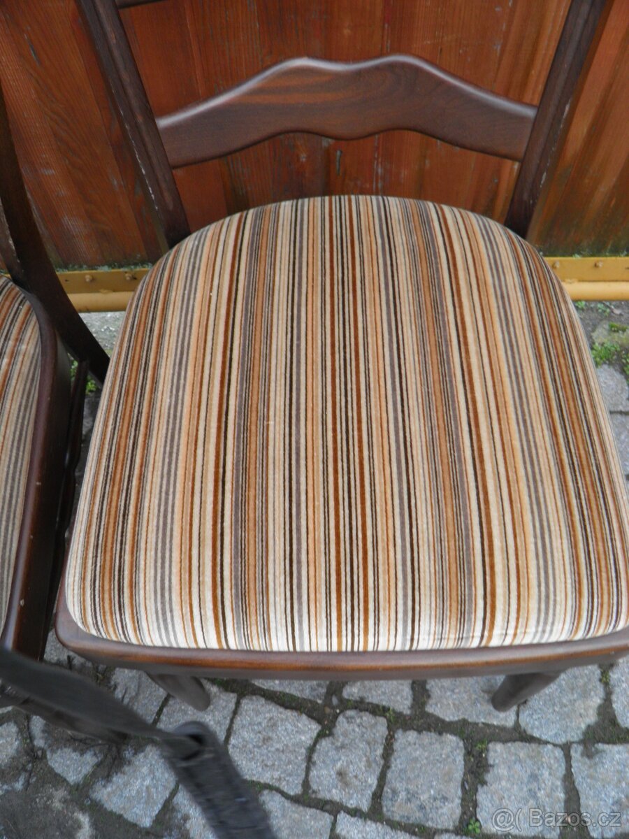 DVĚ KVALITNÍ ŽIDLE - NOVÁ CENA - 2