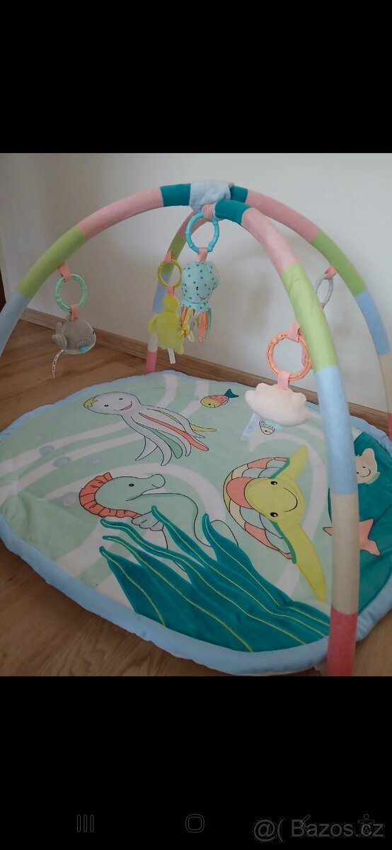 Hrací deka s hrazdou - 2