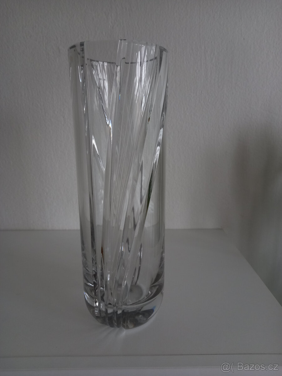 Křišťálová česká váza - 2