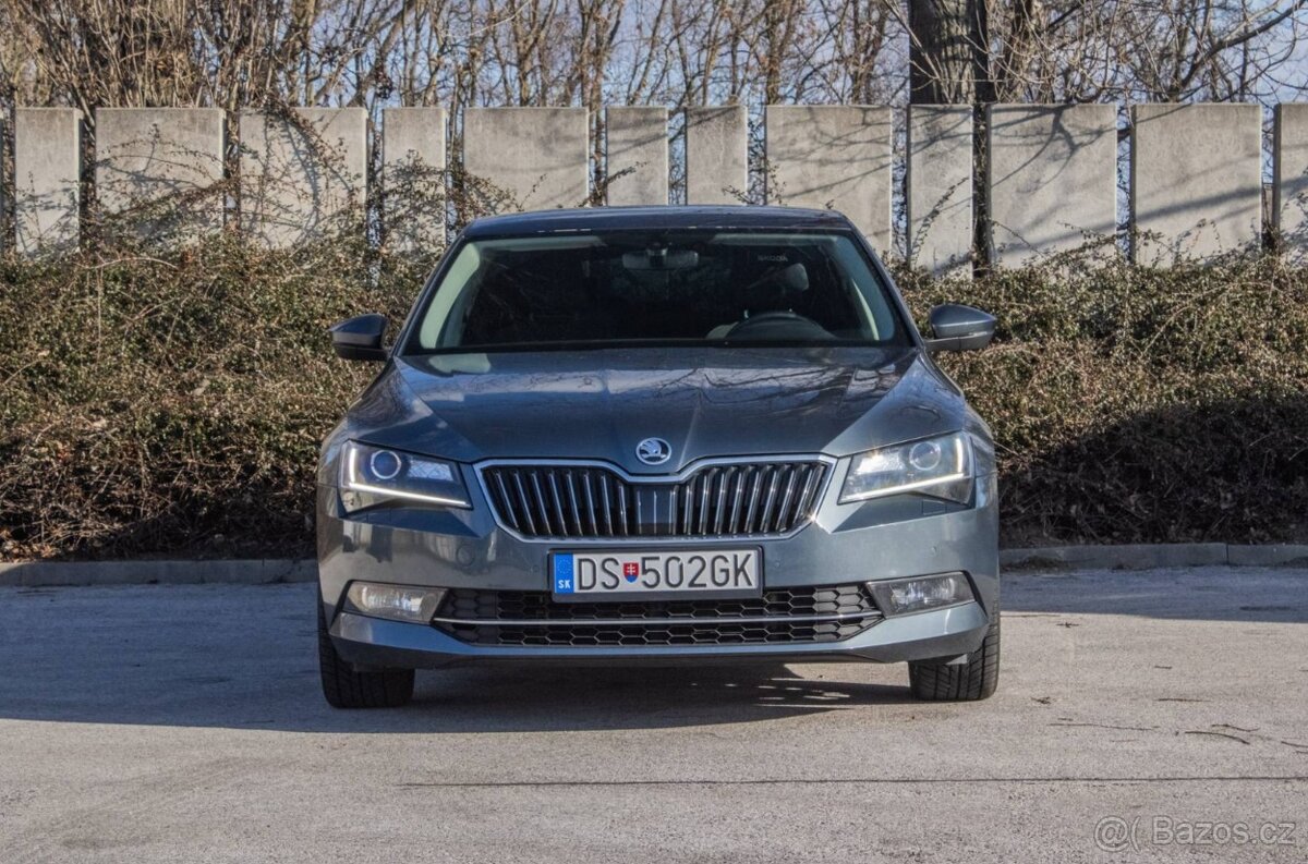 Škoda Superb 2.0 TDI Ambition - 2