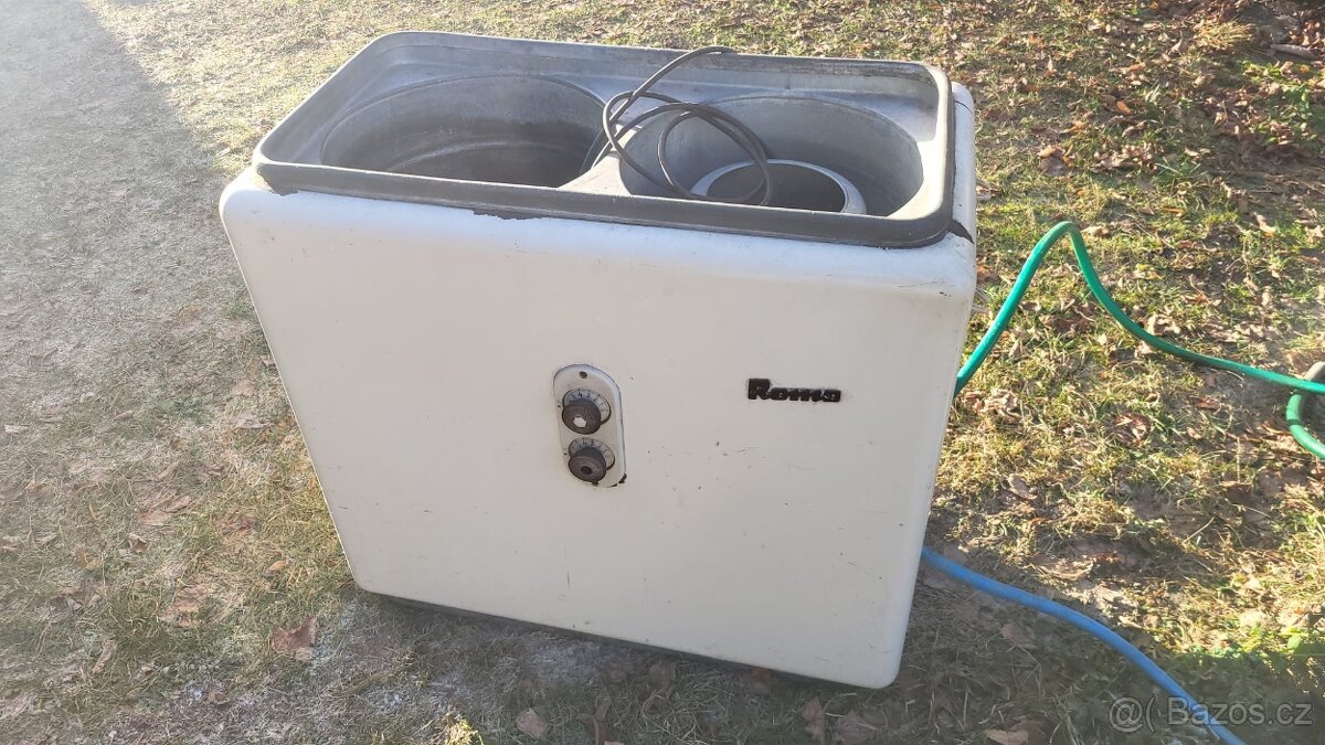 Starší pračka ROMO – dvoukomorová, retro - 2