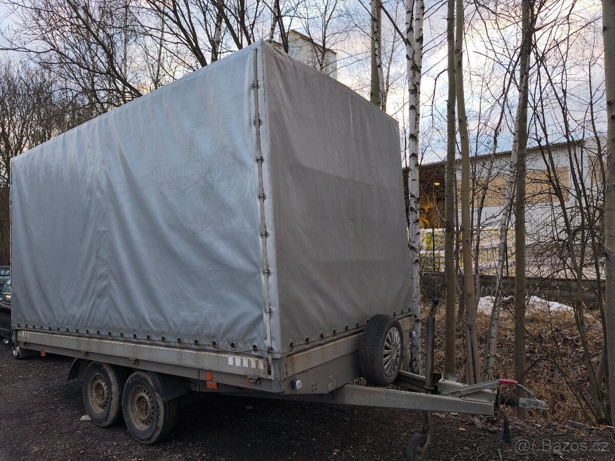 Přívěsný vozík bržděný Agados - 2