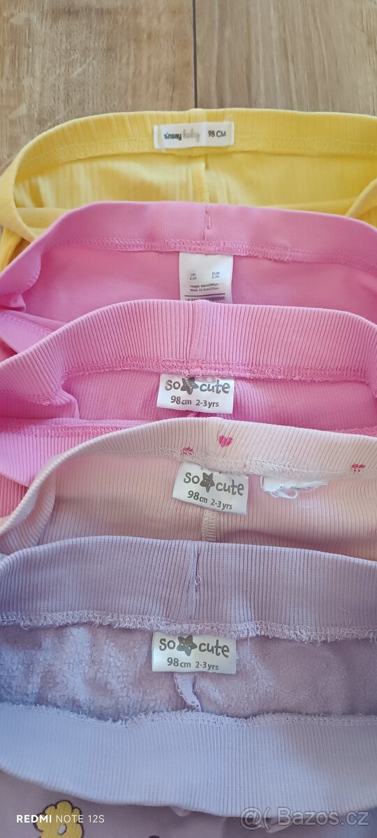 Leginy - 4 ks + tepláky, vel. 98 - 2