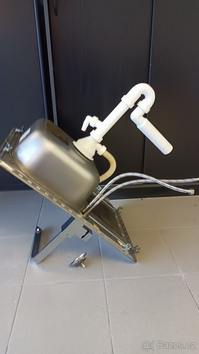 Kuchyňský dřez - 2