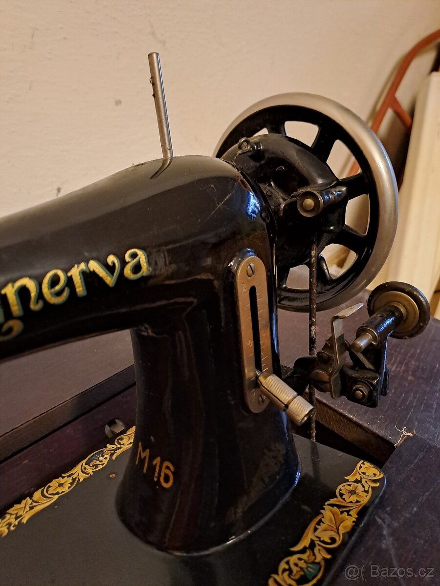Šicí stroj Minerva M16 - 2