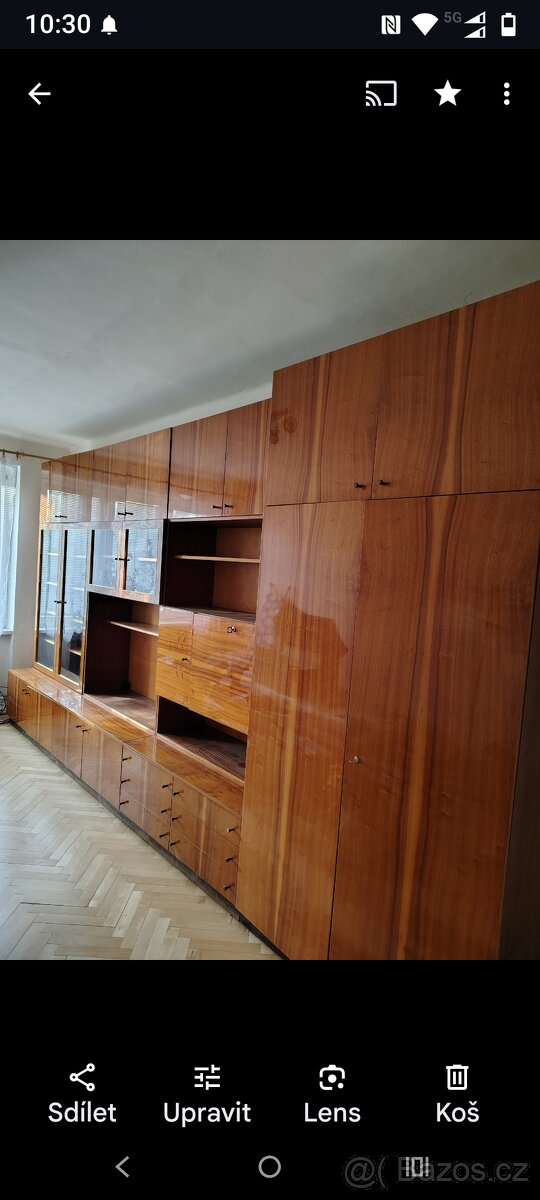 Leštěná obývací stěna - 2