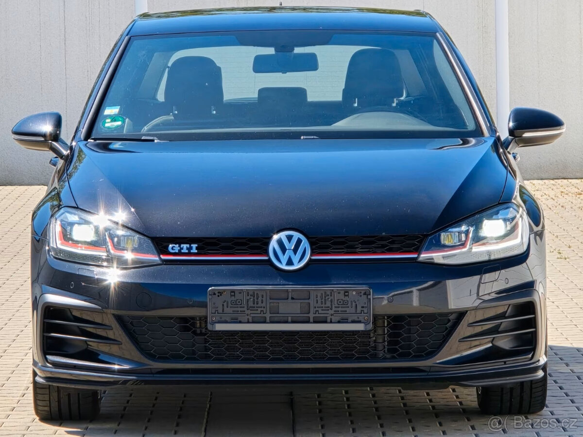Volkswagen Golf VII 2.0 GTI limusine- LED,vyh.s,park.s,230PS - 2