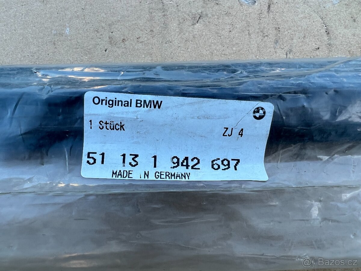 BMW e30 Coupe Levá zadní lišta NOVÁ 1942697 - 2