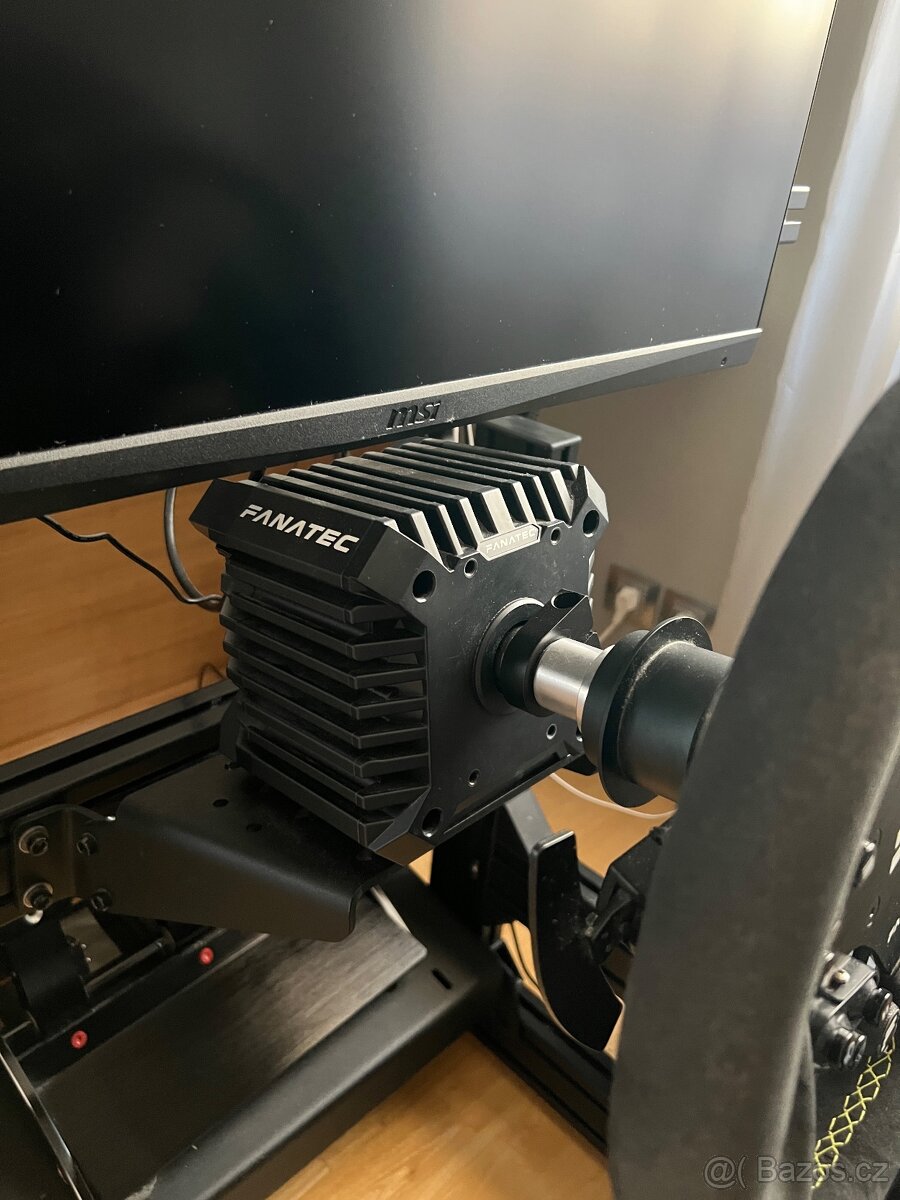 Simulátor simrig závodní trenažer SimLab GT1 EVO + Fanatec - 2