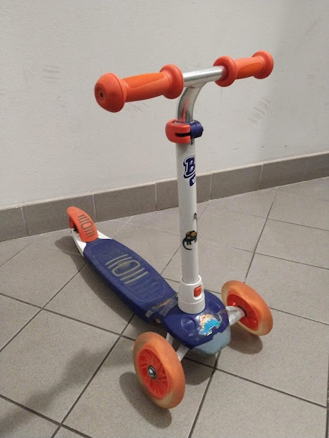 Dětská tříkolá koloběžka - 2