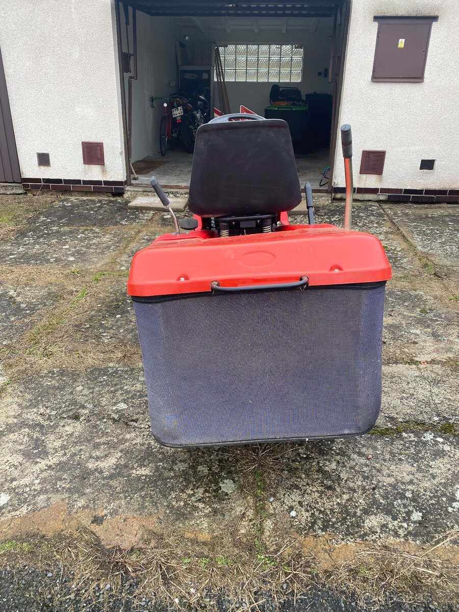 Sekaci traktůrek agrojet - 2