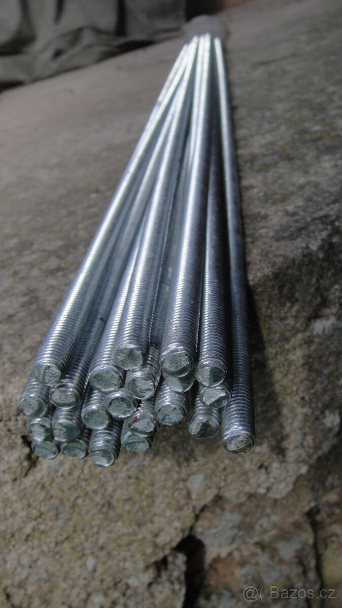 Závitové tyče M8 - 2