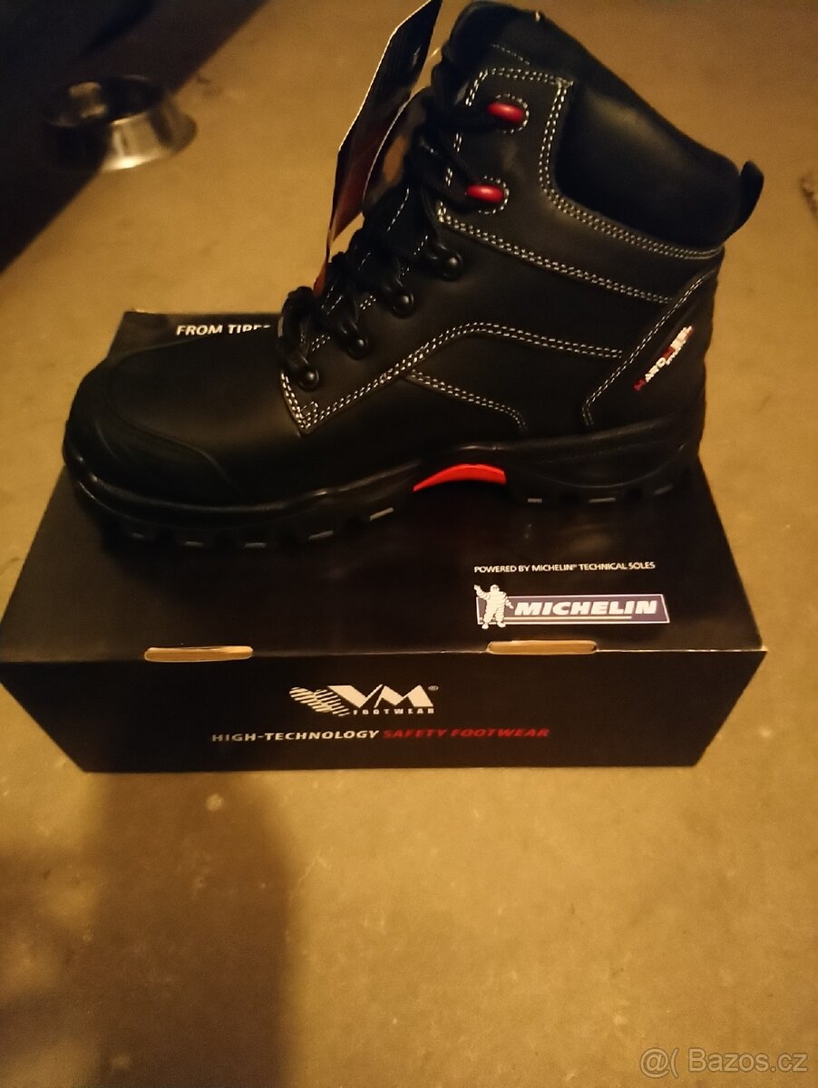 Pracovní obuv vel. 46 - 2