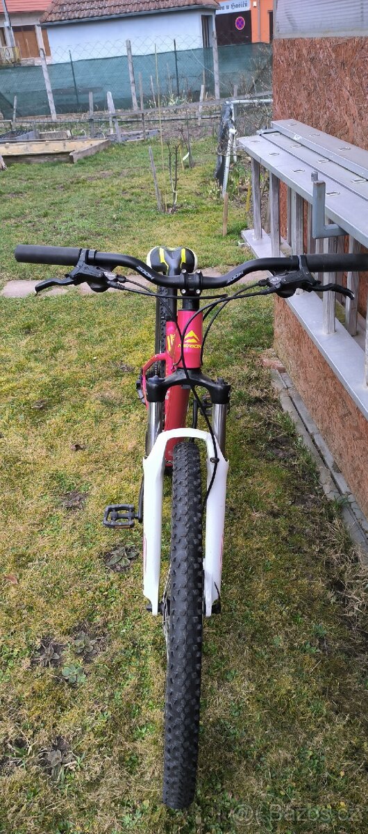 Dívčí kolo Merida 27.5 - 2