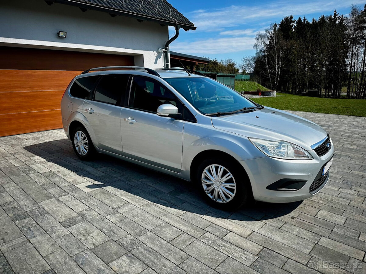 Ford Focus FACELIFT 1.6 16v - 2