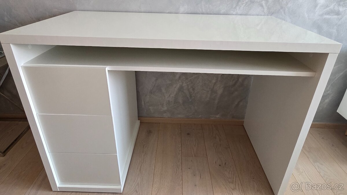 Psací stůl - 2