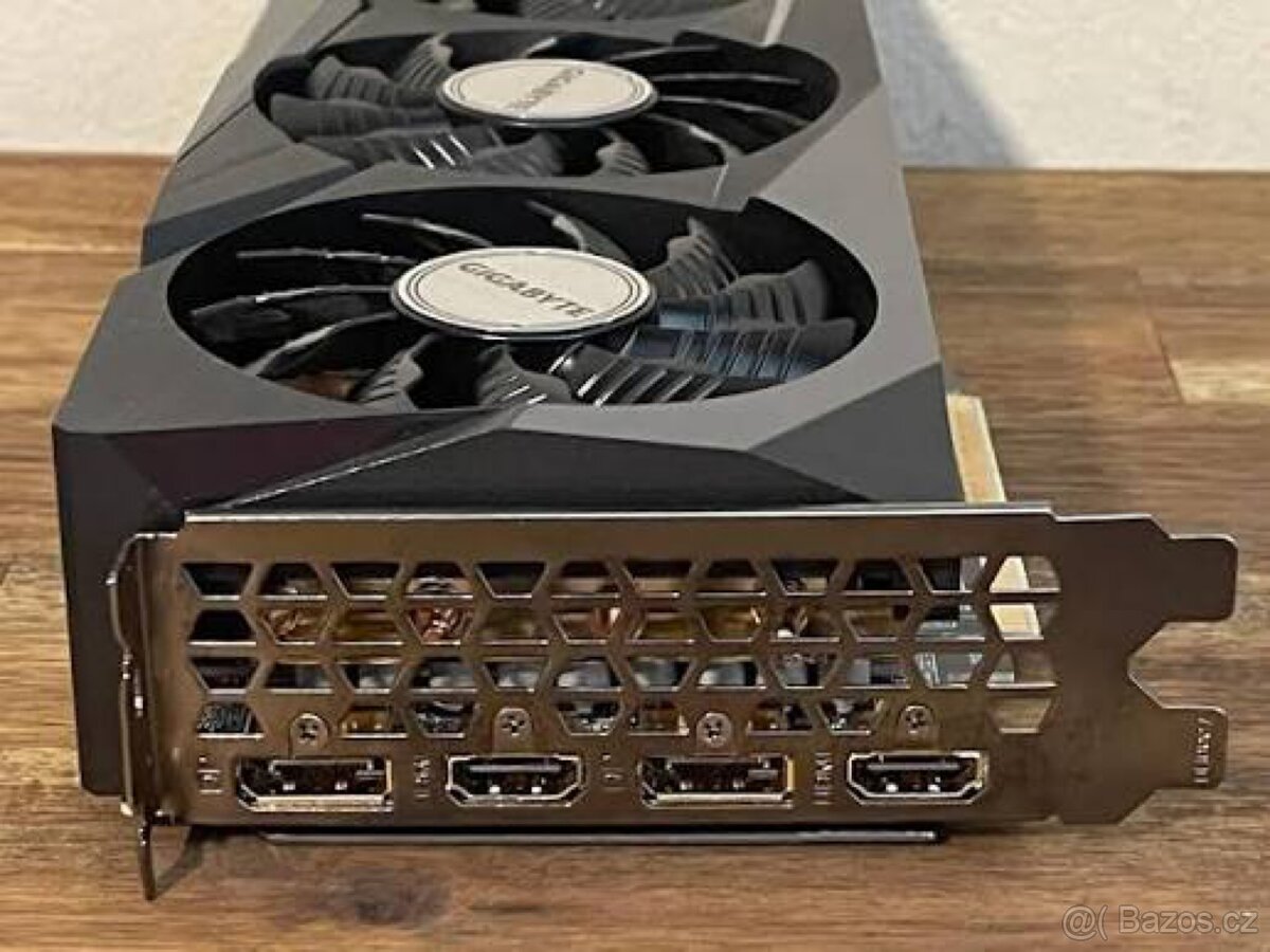 Gigabyte RTX 3070 Gaming OC 8G - 2