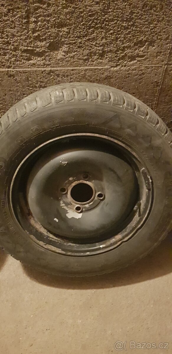 Prodám sadu celoročních pneu na Peugeot 206 - 2