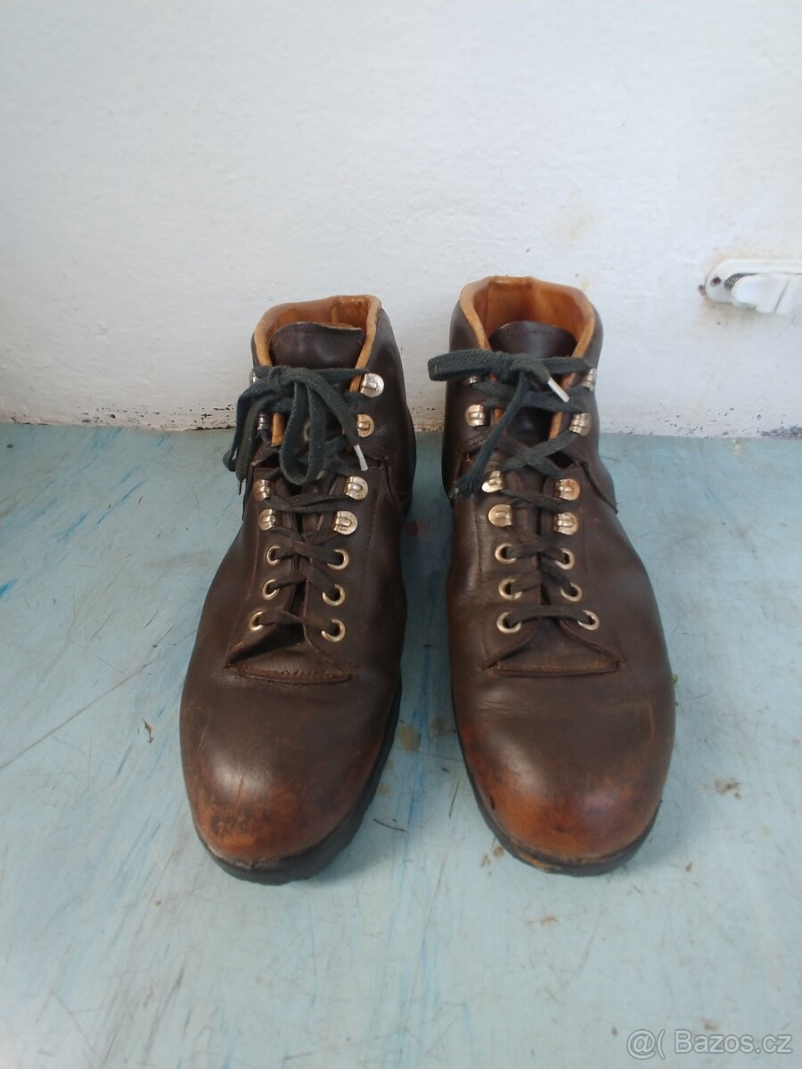 Kotníkové pracovní boty - 2