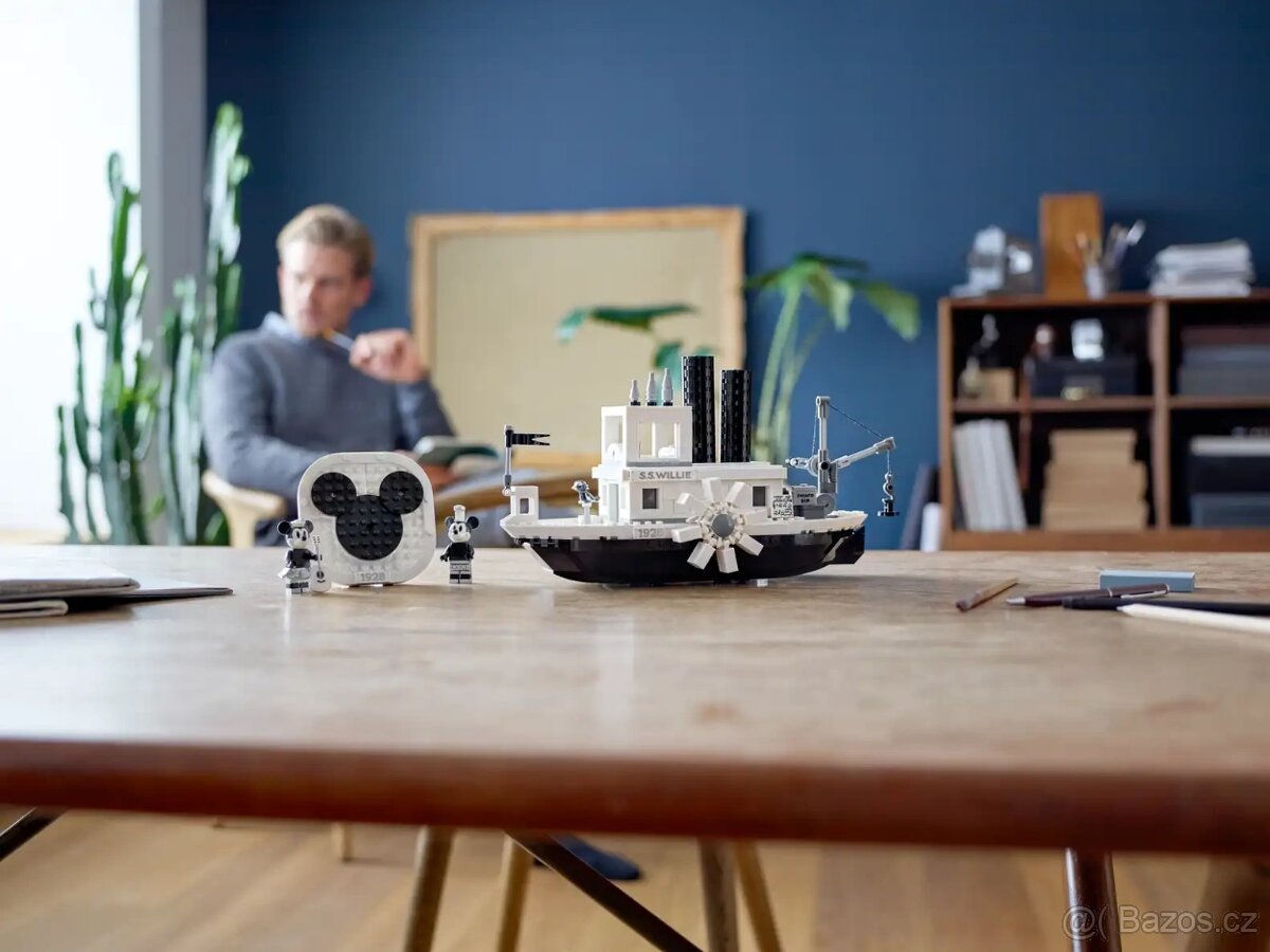 LEGO Ideas 21317 Parník Willie - - 2