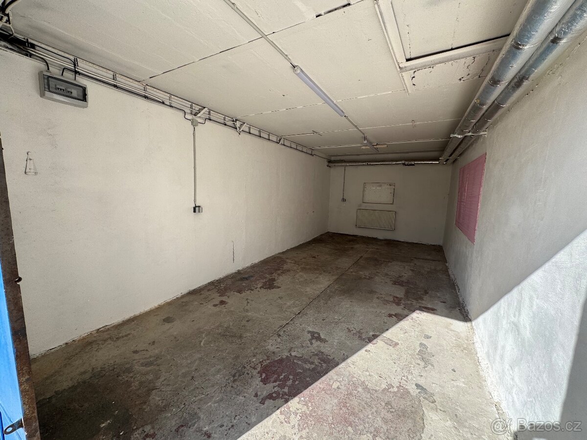 Pronájem skladu-Český Těšín - 2