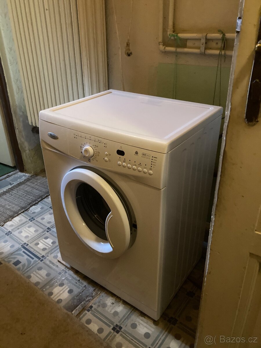 Automatická pračka whirpool - 2