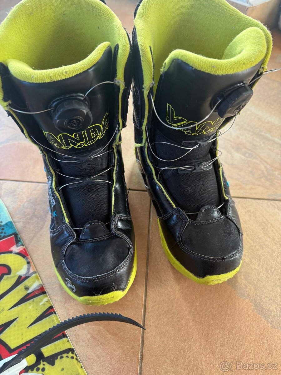 Dětský snowboard + vázání + boty - 2