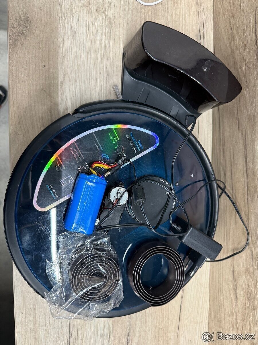 Robotický vysavač Sencor SRV 9250BK 2v1 NA DÍLY - 2