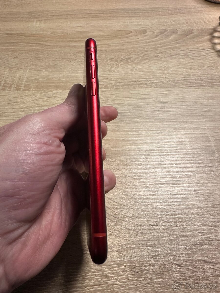 Prodám iPhone XR 64 GB red edice - 2