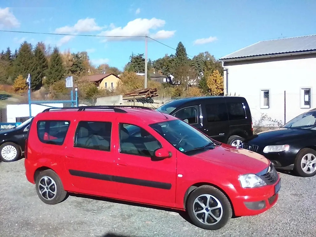 Dacia Logan, 1.6i 16V MCVLaureate,1.majitel - 2