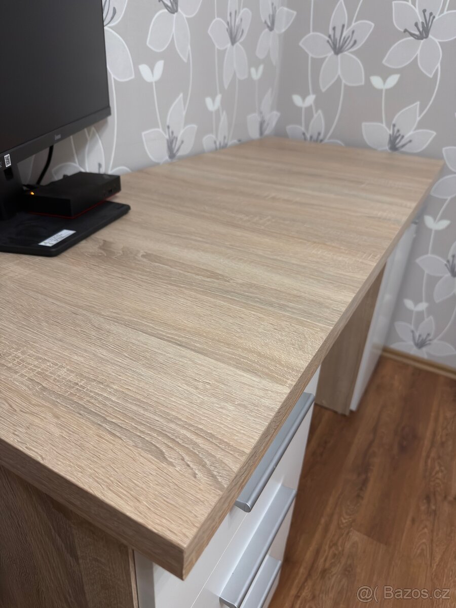 Psací stůl - 2